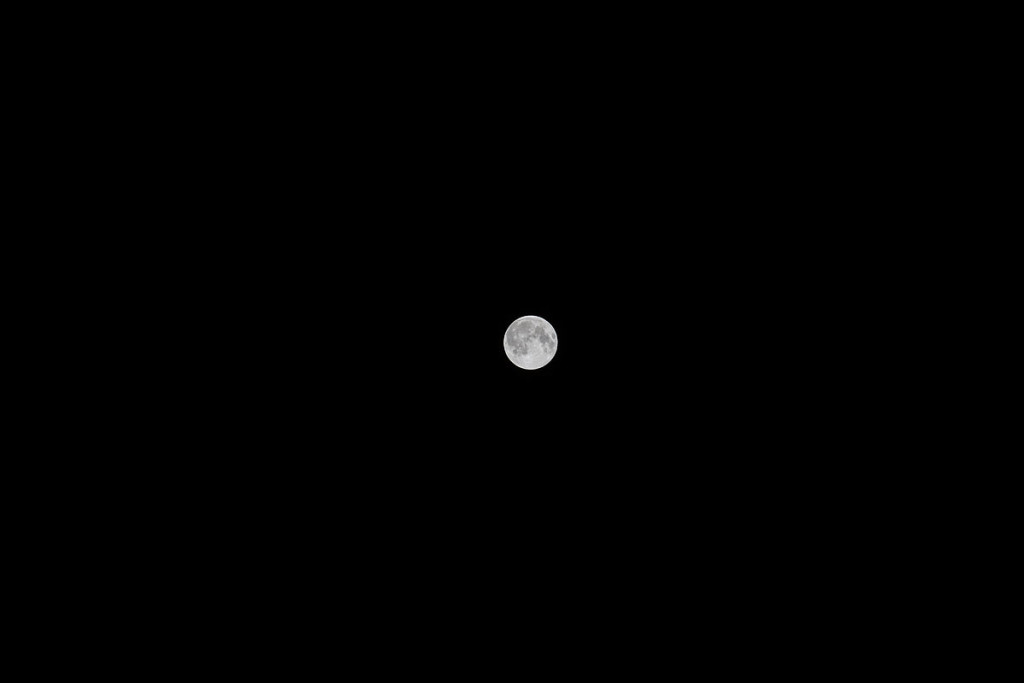 Mond mit 200mm